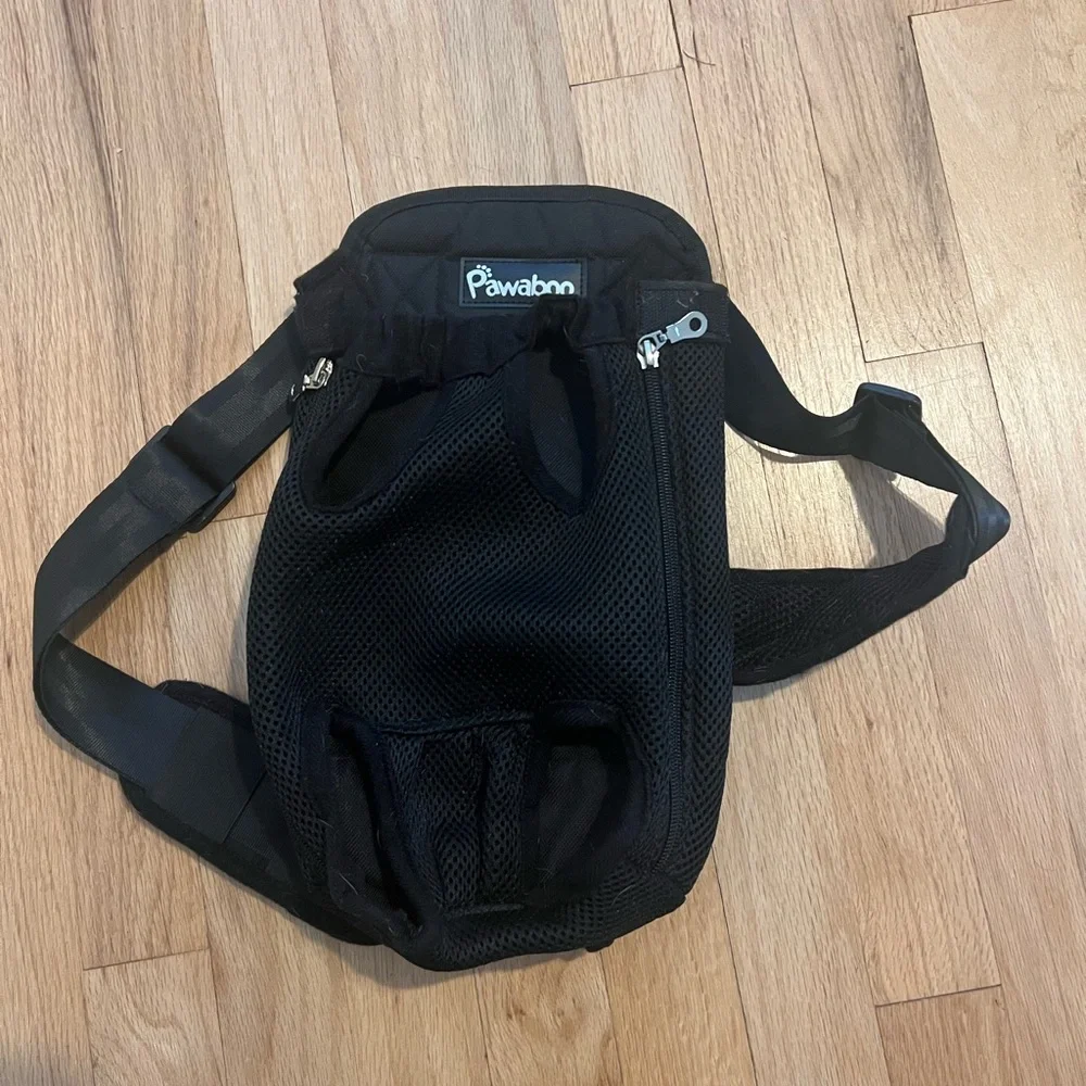 Pet Carrier Backpack for dog and cats, Size Small, Black